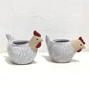 Chicken planter - white