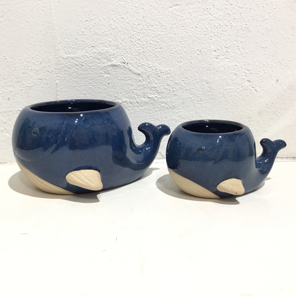 Whale planter - blue