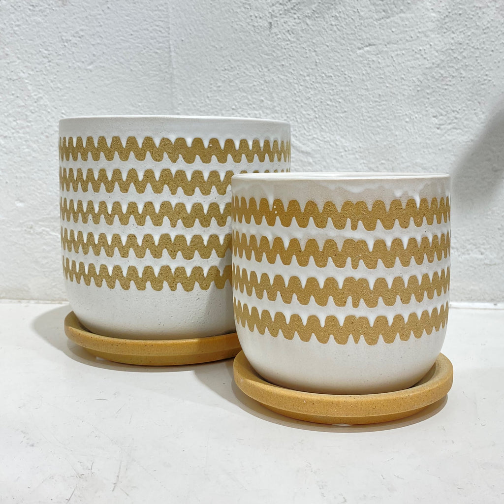Hanna Pot with Saucer