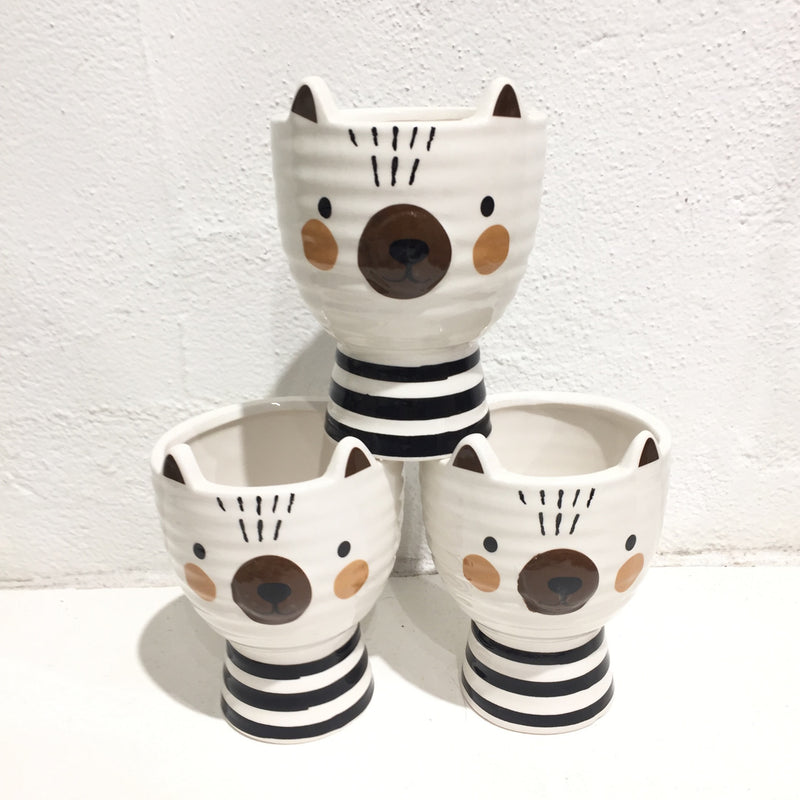 Blake bear ceramic pot